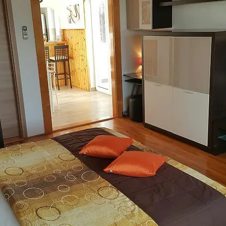 Glorija Апартаменты *